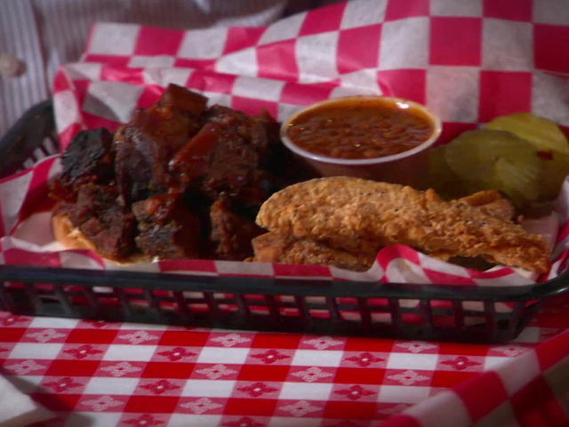 Blues-and-Barbecue Combo Plate