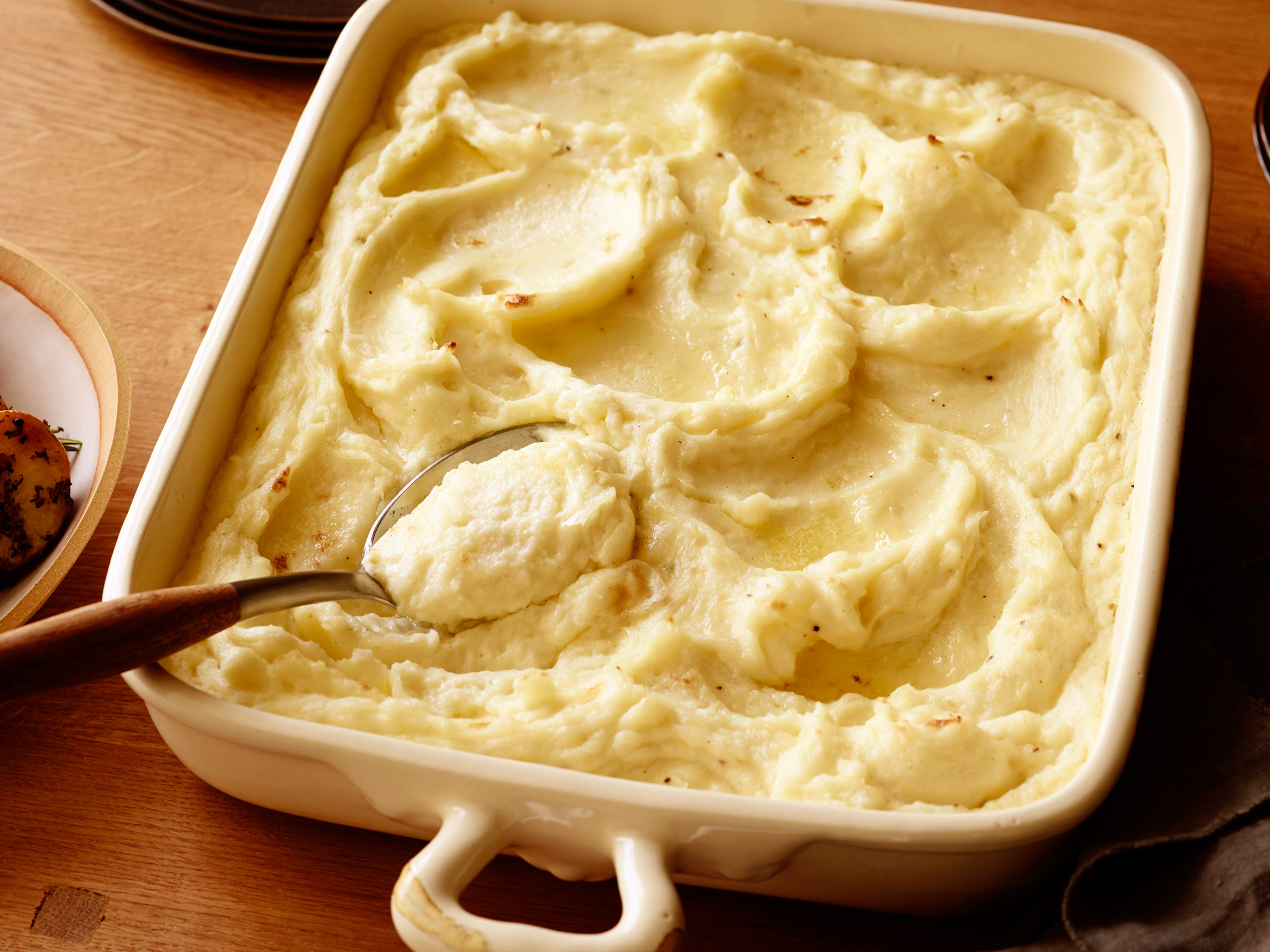 How to Make Mashed Potatoes Step by Step, Thanksgiving How-Tos :  Step-by-Step Turkey, Desserts & Side Dishes : Food Network
