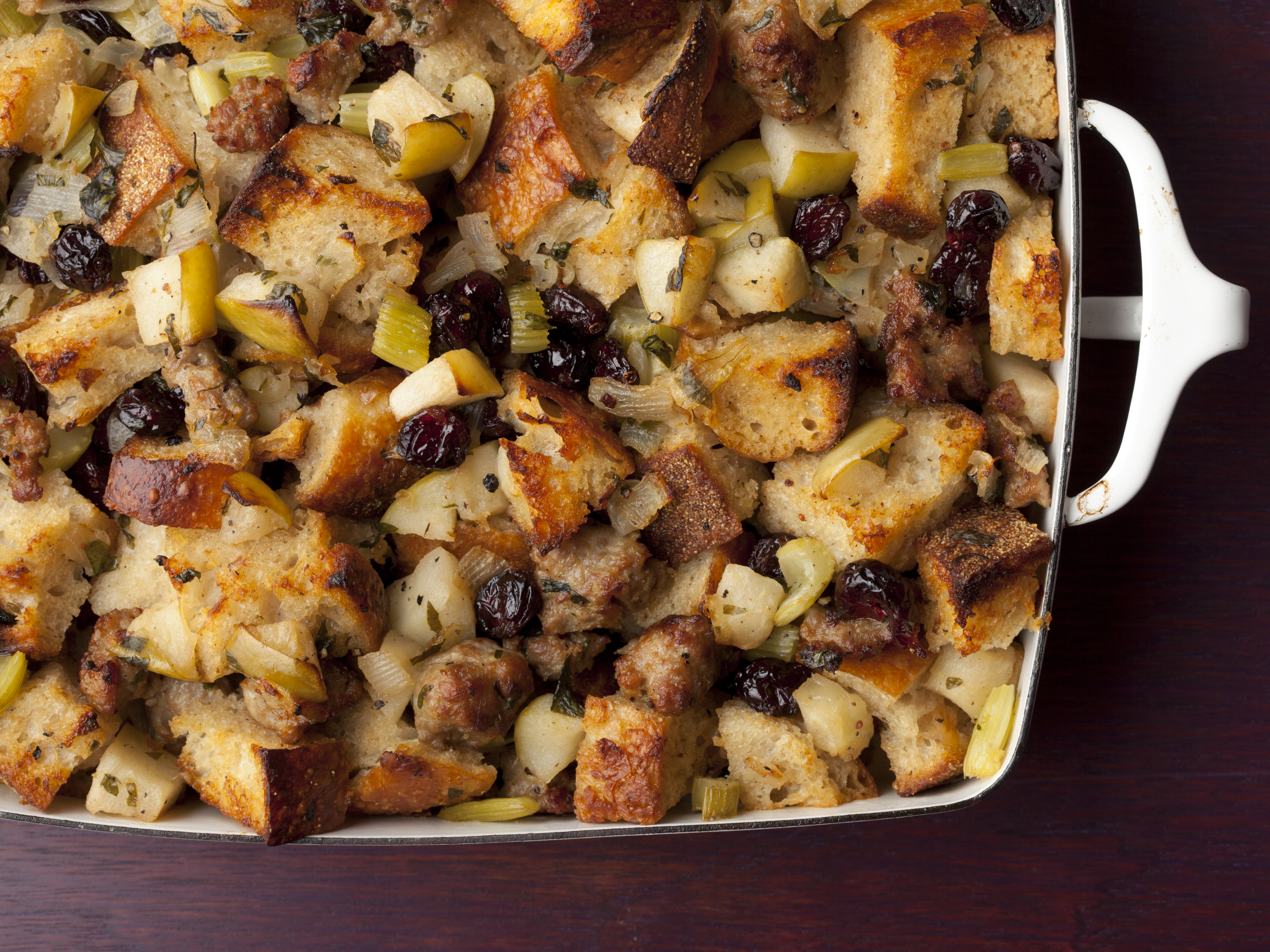 https://www.foodnetwork.com/content/dam/images/food/fullset/2011/8/10/0/Thanksgiving-2011_BX0105-sausage-and-herb-stuffing_s4x3.jpg