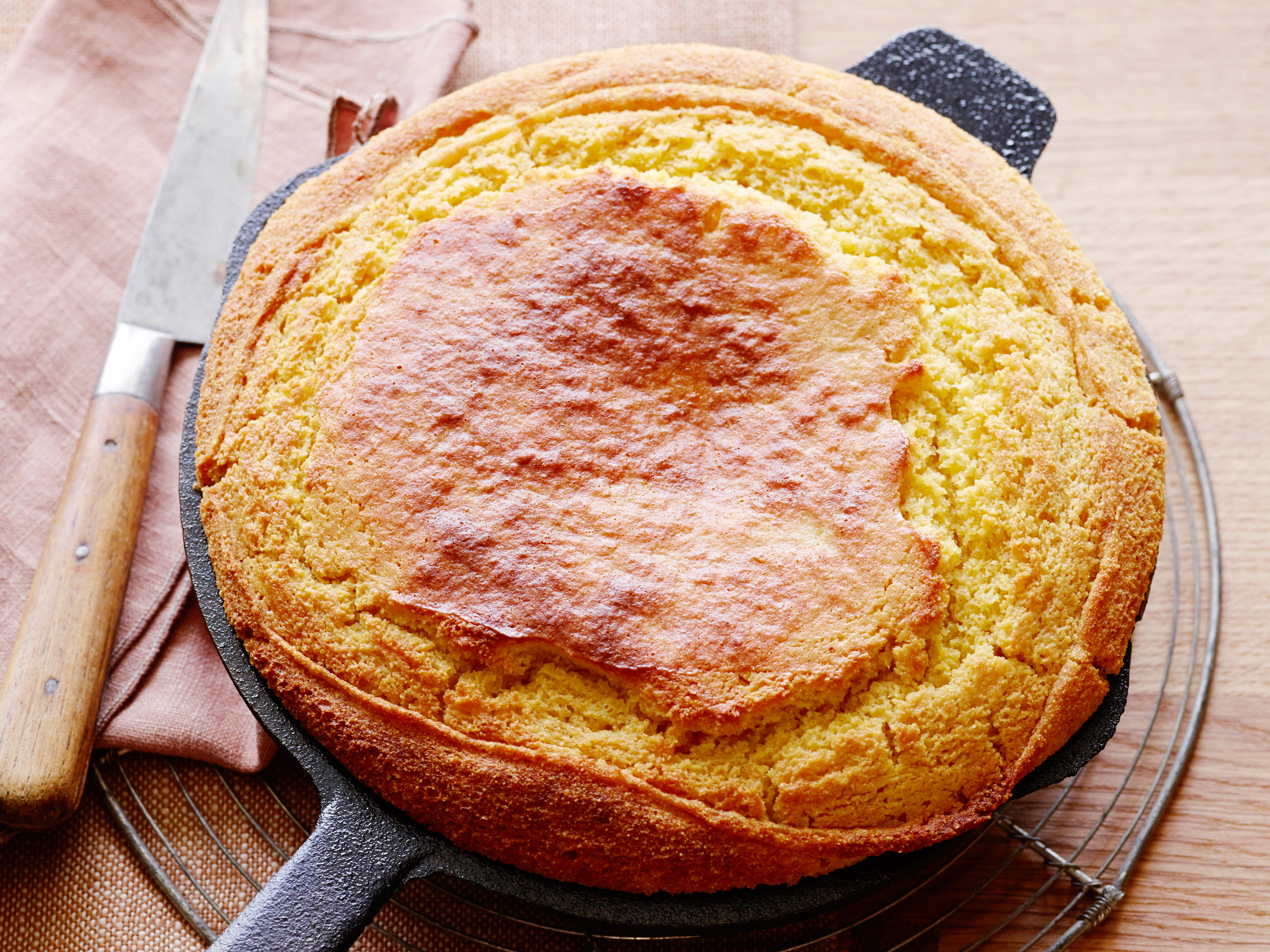 100% perfect slice Cast Iron dish ! Cornbread pan – Premadonna Cookware