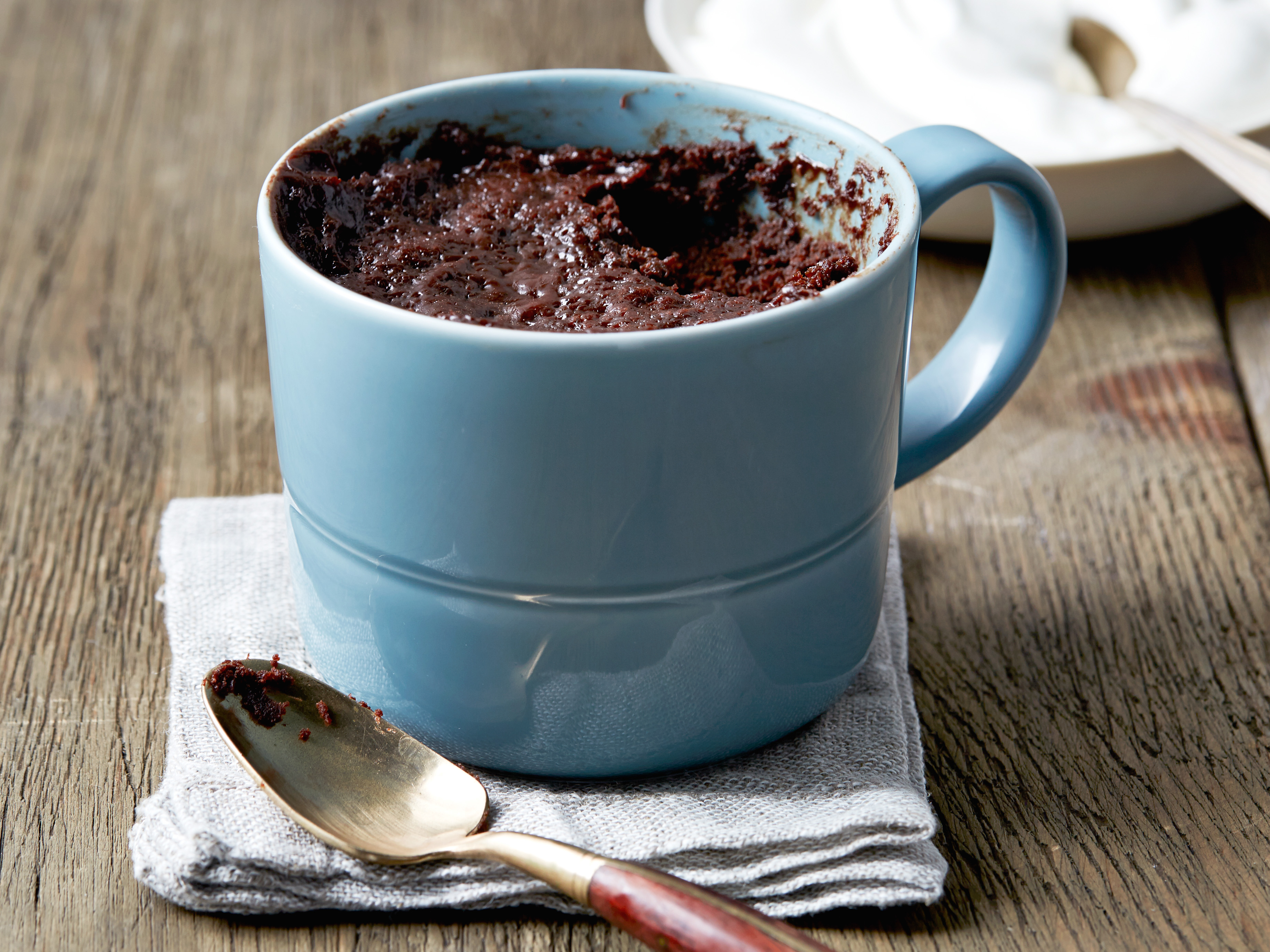 Spusht | Mug Cake Microwave Recipe | No Eggs | Cake in a mug in two minutes  | Eggless | Quick microwave mug c… | Mug cake without egg, Mug cake  microwave, Tea cakes