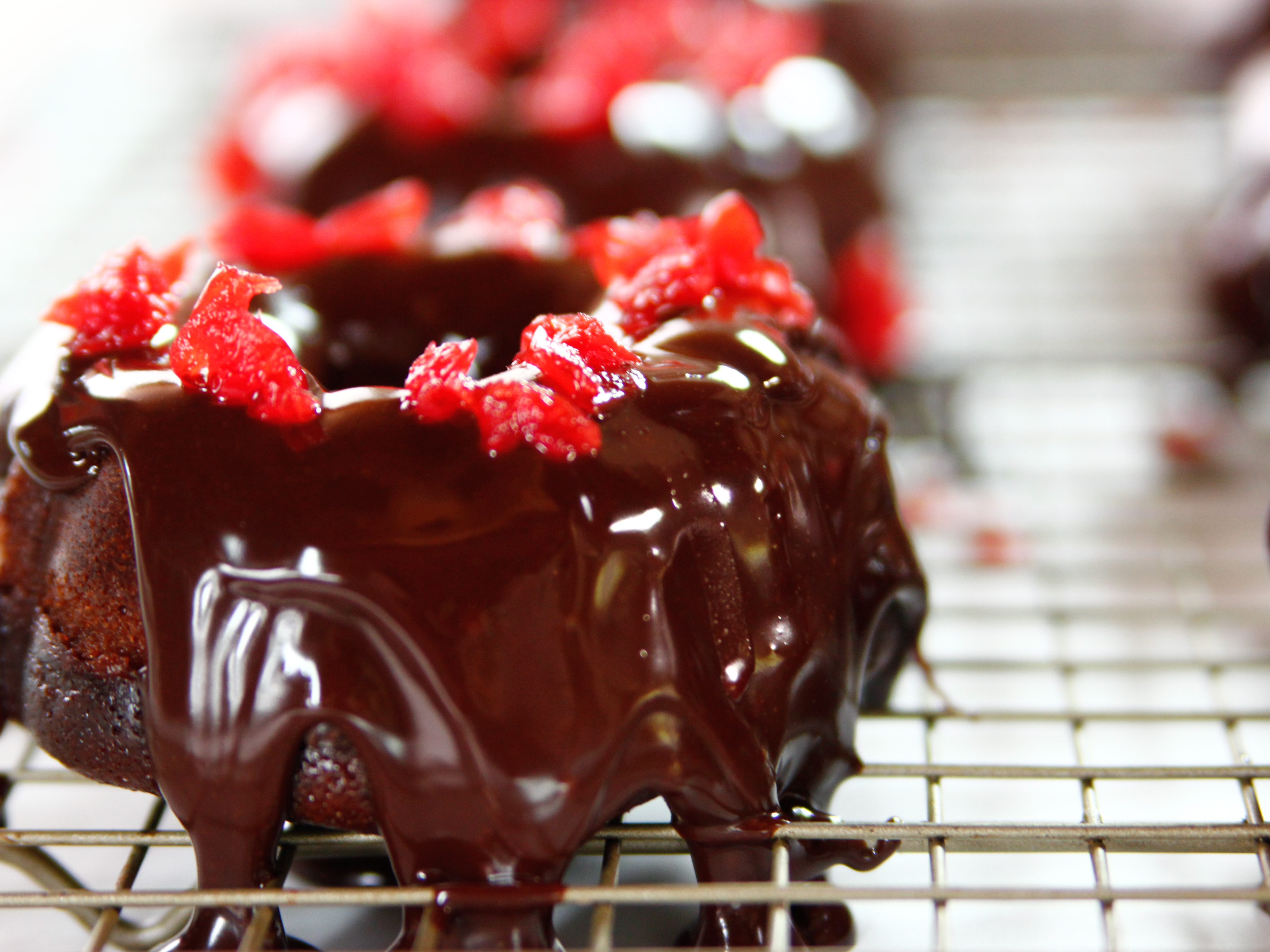 https://www.foodnetwork.com/content/dam/images/food/fullset/2016/5/26/1/WU1311H_Mini-Chocolate-Cherry-Bundt-Cake_s4x3.jpg