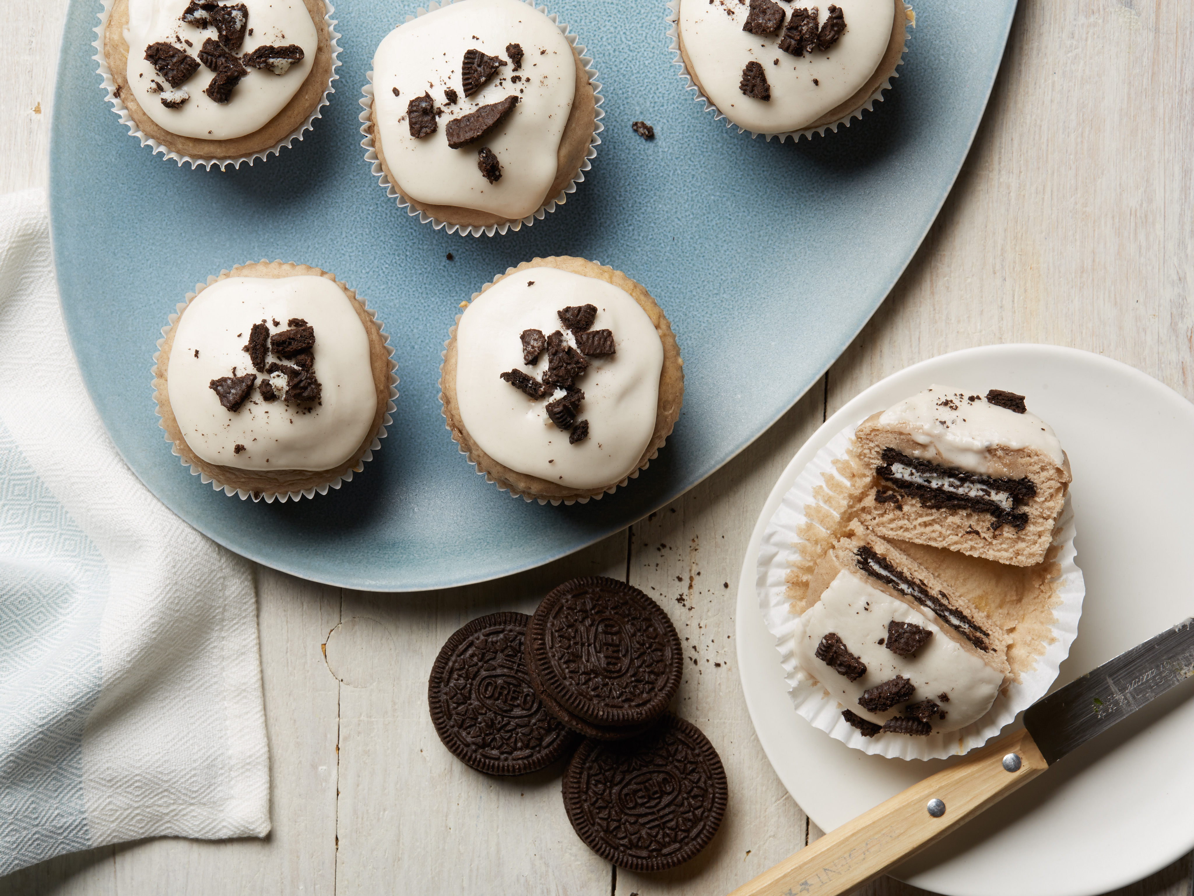 confiar Secreto Escudriñar Cookies and Cream Ice Cream Muffins Recipe | Food Network Kitchen | Food  Network