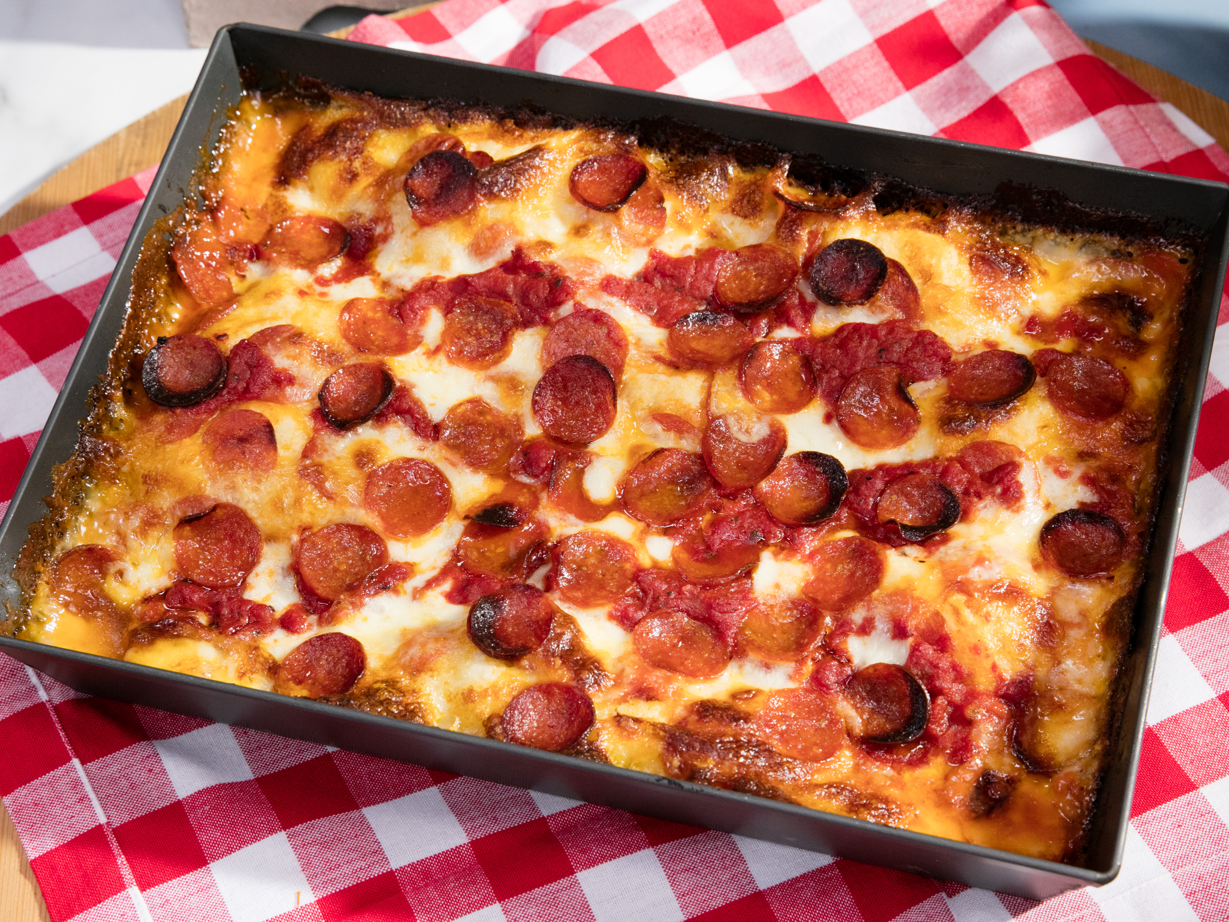 Detroit Pizza Recipe (with Pepperoni)