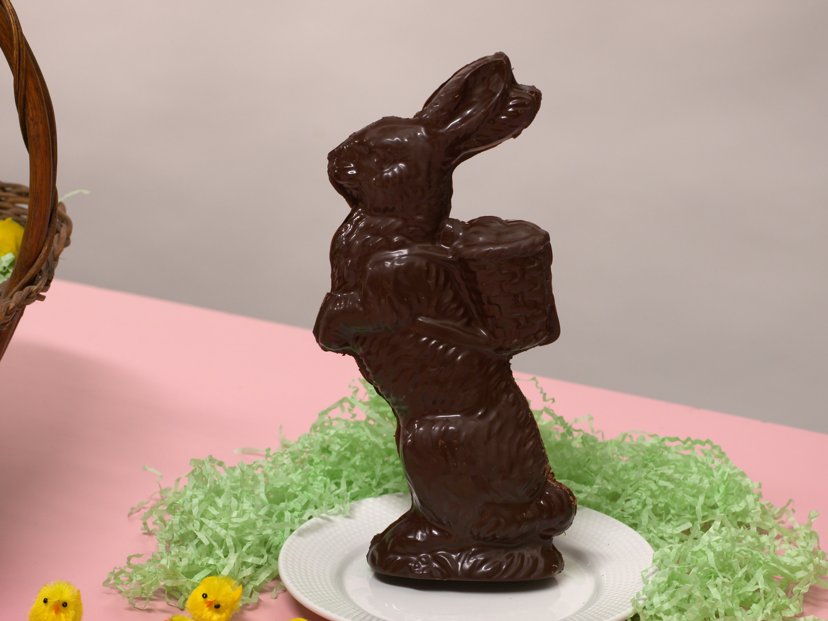 https://www.foodnetwork.com/content/dam/images/food/fullset/2019/4/1/0/FNK_Filled-Chocolate-Easter-Bunny_s4x3.jpg