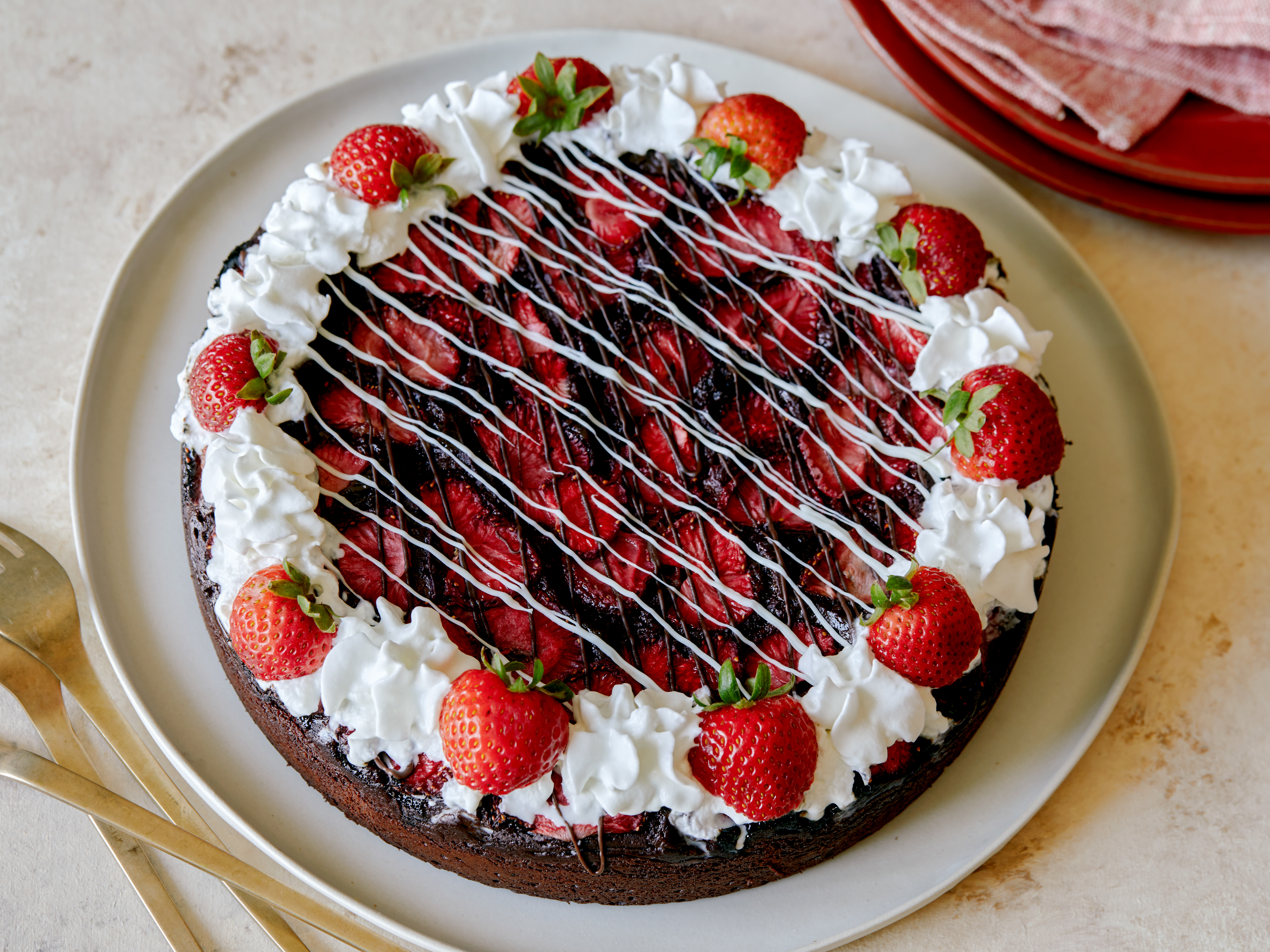 Strawberry Cake - Birthday cakes in Kenya