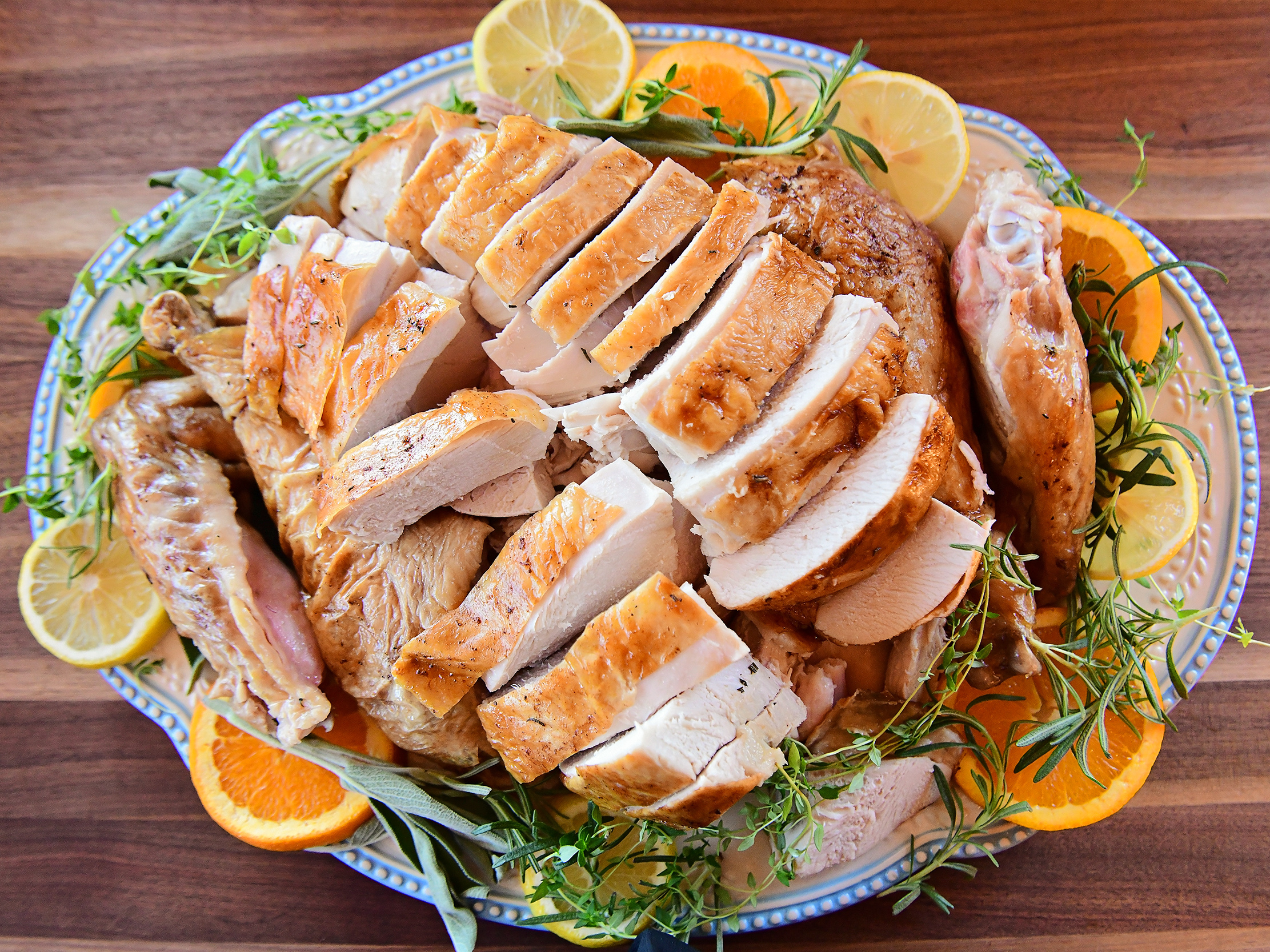 Juicy Thanksgiving Turkey Recipe - Simply Home Cooked