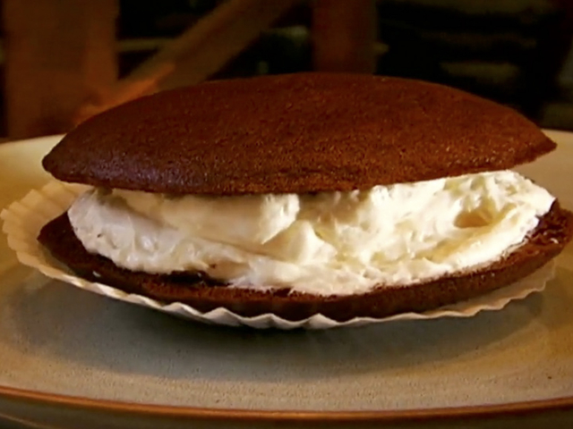 Whoopie Pies With Chuck